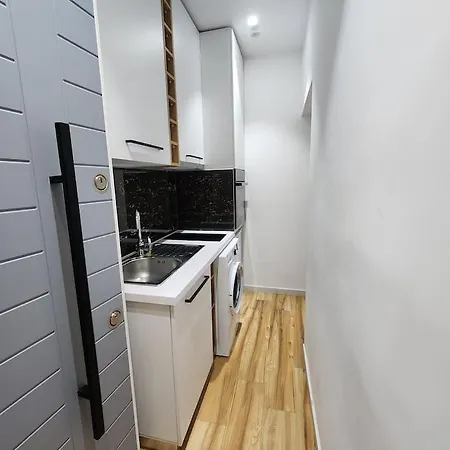 Riverside Center Apartmán *