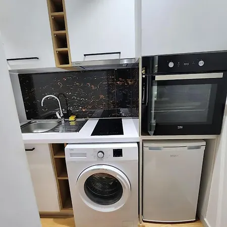 Riverside Center Apartment Tirana